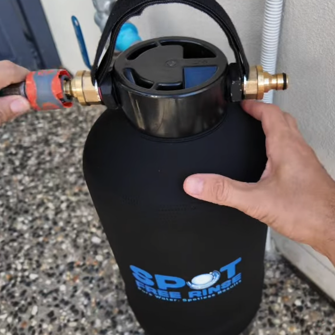 Spot Free Rinse | DI Tanks & Water Fed Poles for Cars, Windows & Solar